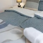 Apartment Frizzante Vendeghaz *