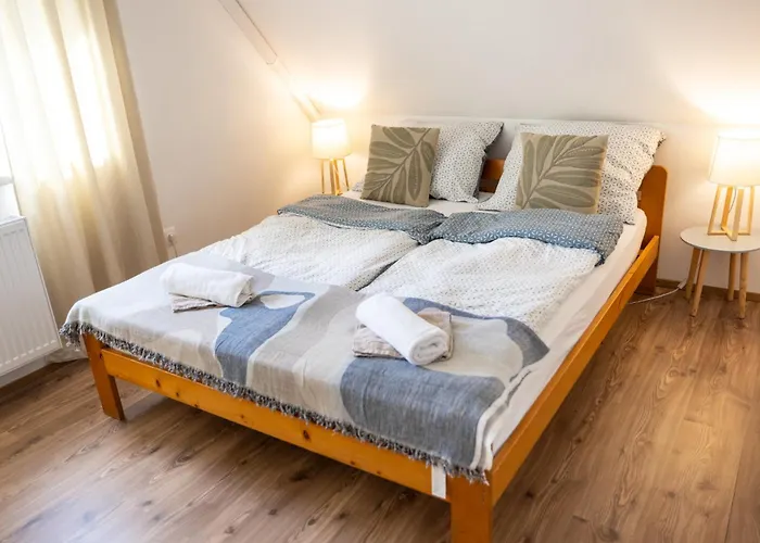 Frizzante Vendeghaz Διαμέρισμα *