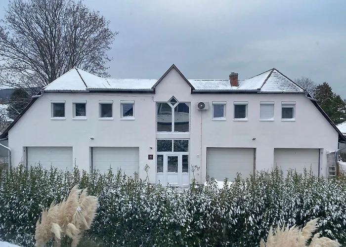 Frizzante Vendeghaz דירה *